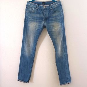 Earnest Sewn DEAN Jeans designer NY distressed whiskering 32 relaxed straight